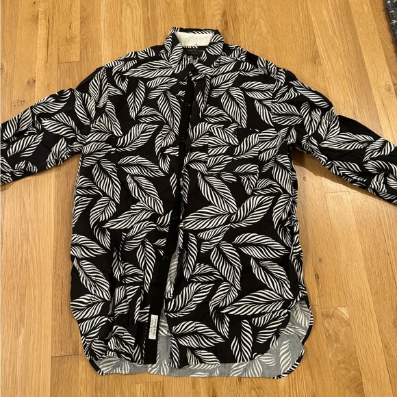 rag & bone Other - Rag & Bone Leaf-Print Button-Up Shirt - Black/White - Size M